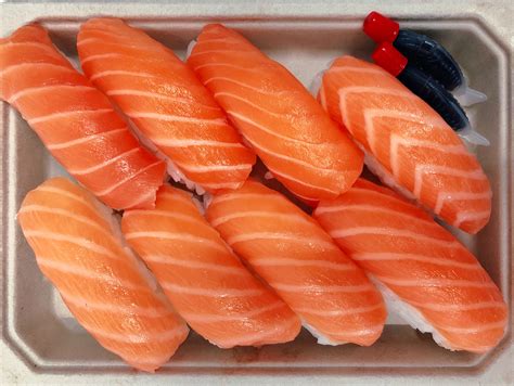 Fat salmon sushi - Get full nutrition facts and other common serving sizes of Salmon Sashimi including 1 piece and 1 oz. ... There are 83 calories in 2 pieces of Salmon Sashimi. Calorie breakdown: 38% fat, 0% carbs, 62% protein. Other Common Serving Sizes: Serving Size Calories; 1 piece: 41: 1 oz: 41: 100 g: 146: 1 cup: 242: Related Types of Sushi: Sushi with ...